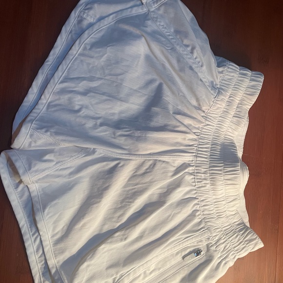 lululemon shorts - Picture 3 of 7